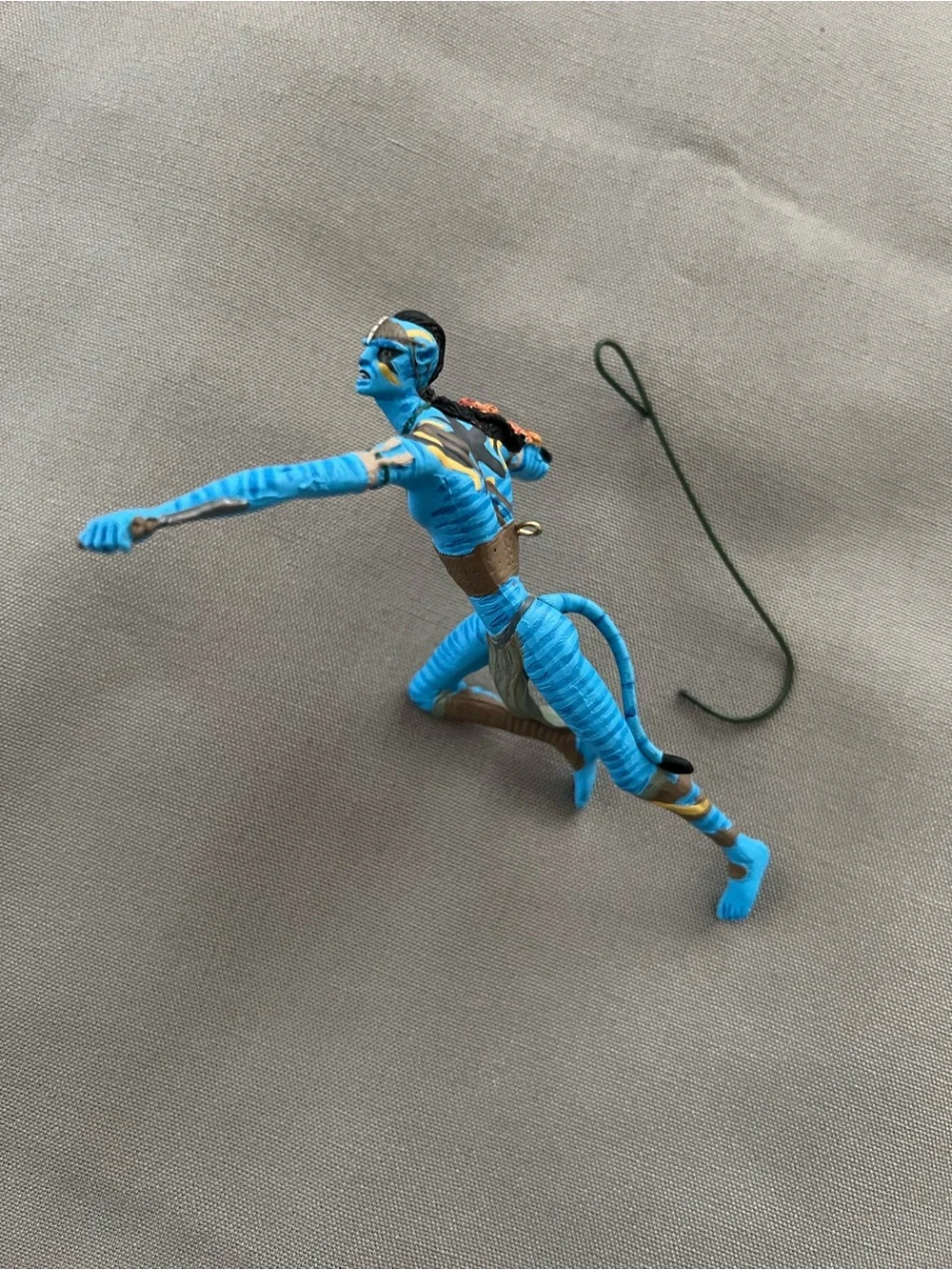 Hallmark Keepsake Avatar Jake Sully Blue and Brown Ornament dated 2010